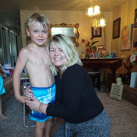 Meet Posher, John. If you heart this u will be informed of every live event.❤️❤ - Picture 4 of 4